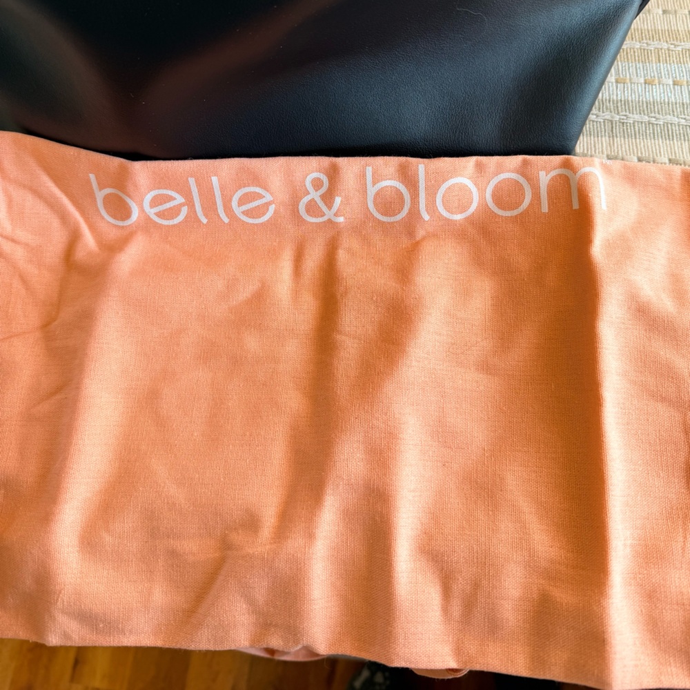 🔥NWT‼️ Belle and Bloom C'est La Vie Genuine Leather Black Tote Bag ✨✨✨ - Picture 12 of 14